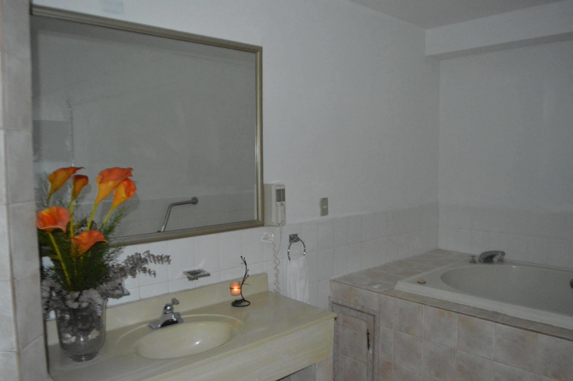 Hotel Casa Real 마나과 외부 사진